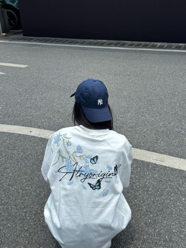 High-End Embroidered Orchid Butterfly Short-Sleeve T-Shirt for Women - Summer American Style Unique Couple Top
