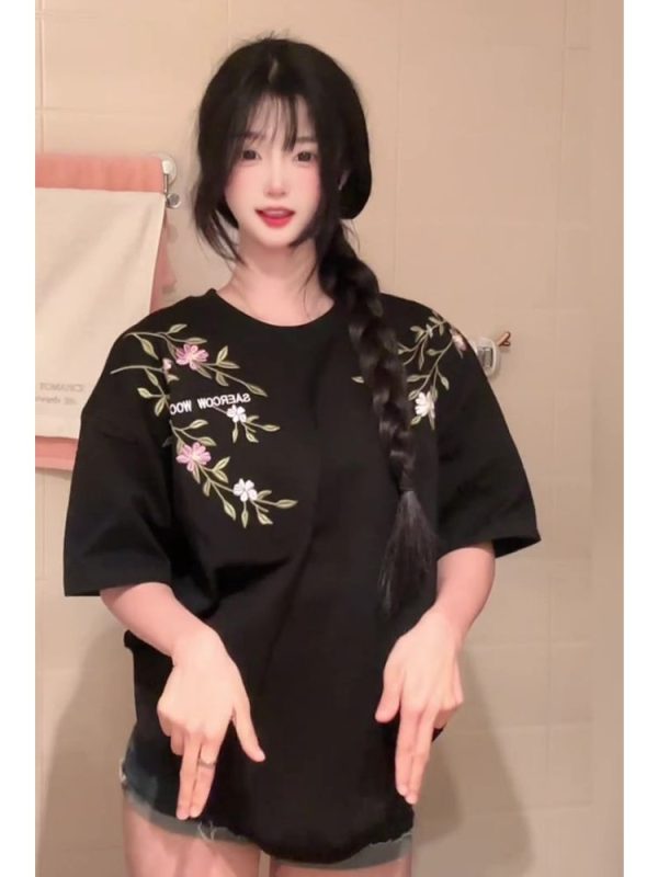 High-End Floral Embroidery Short Sleeve T-Shirt for Women - Chinese Style Black Top, Summer 90s Couple Outfit