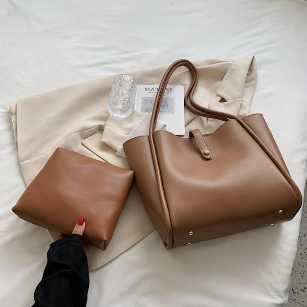 High-End Minimalist Tote Bag for Women - Large Capacity Commuter Handbag with Niche Design