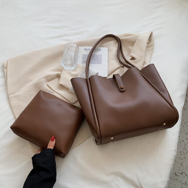 High-End Minimalist Tote Bag for Women - Large Capacity Commuter Handbag with Niche Design
