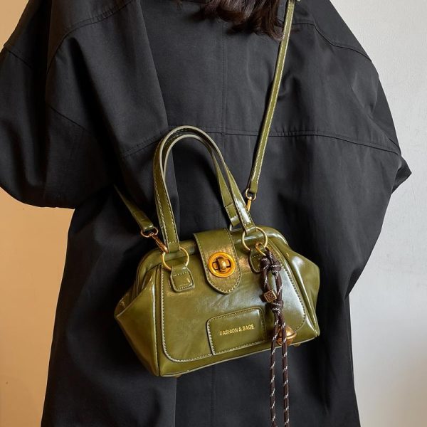 High-End Textured Bowling Bag for Women, Trendy Shoulder Crossbody Clip Bag, Fashionable 2025 Style