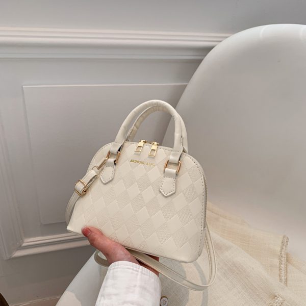High-End Women's Textured Crossbody Bag - Versatile Retro Commuting Handbag in Niche Shell Design, Trendy 2025 Style