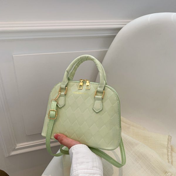 High-End Women's Textured Crossbody Bag - Versatile Retro Commuting Handbag in Niche Shell Design, Trendy 2025 Style