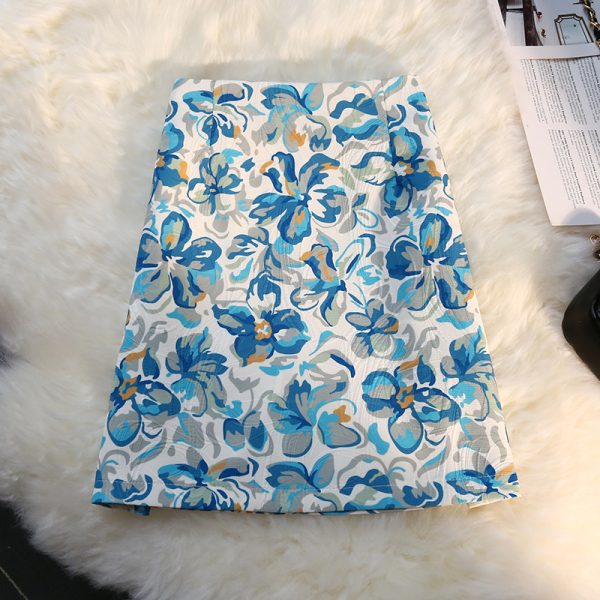 High-Waisted Floral Midi Skirt for Women - Retro A-Line Bodycon Design, Perfect for Summer 2022 Fashion
