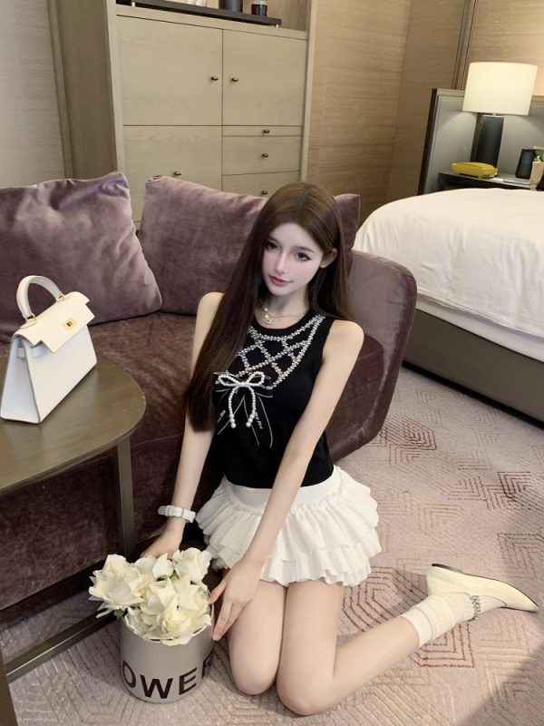 High-Waisted Pleated Short Skirt for Women - Slimming White Cake Skirt, Y2K Internet Celebrity Style