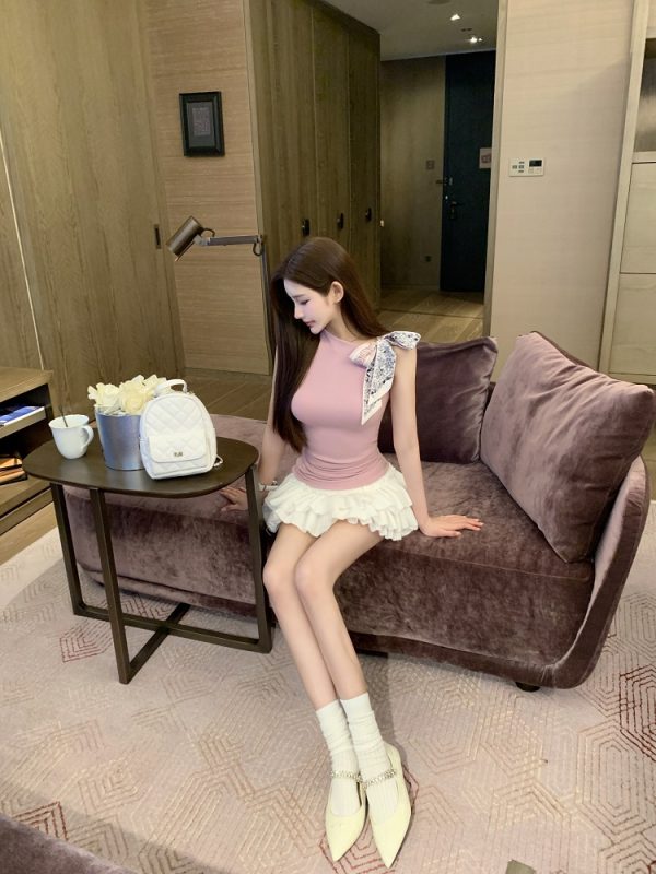 High-Waisted Pleated Short Skirt for Women - Slimming White Cake Skirt, Y2K Internet Celebrity Style