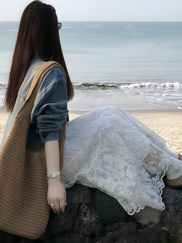 High-Waisted White Lace Tulle Half-Length Skirt for Women, Slimming A-Line Design, Summer 2025 Fashion, Perfect for Effortless Style