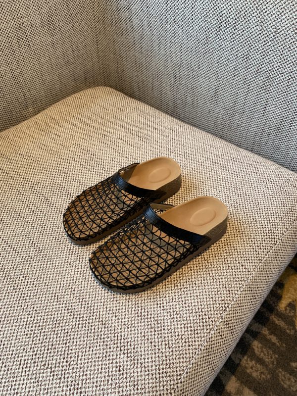 Hollow Thick-Soled Slip-On Sandals for Women - Fishing Net Bag Head, Summer 2025 Outdoor Style