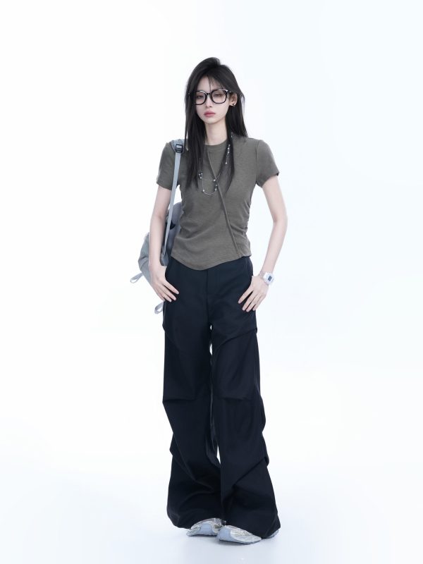 Irregular Pleated Slim Fit Short-Sleeved T-Shirt for Women - Trendy Casual Style