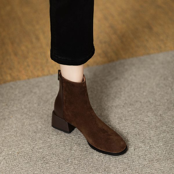 Italian Designer Vintage Chelsea Boots for Women - Genuine Leather Suede Chunky Heel Short Boots, Trendy Y2K Style