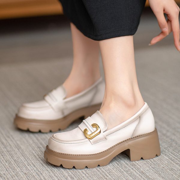 Italian-Style Soft-Soled Shoes with Metal Details â€“ Comfortable Leather Footwear for All-Day Wear