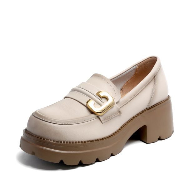 Italian-Style Soft-Soled Shoes with Metal Details â€“ Comfortable Leather Footwear for All-Day Wear