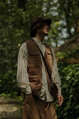 Japanese-Style Multi-Pocket Work Vest for Men - Retro Loose Sleeveless Functional Jacket, Urban Layered Fashion