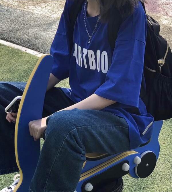 Klein Blue Oversized Short-Sleeve T-Shirt for Women - Summer Pure Cotton Top with Trendy Letter Design for Middle & High School Students