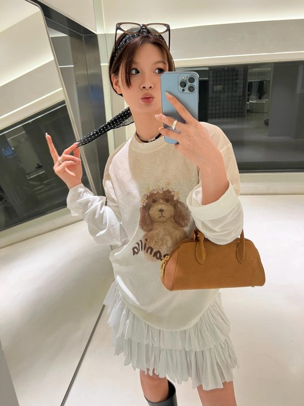 Korean Retro Little Dog Princess Print Long Sleeve T-Shirt - Casual Sun Protection Cover-Up in Pure Cotton for Women