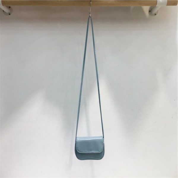 Korean Retro Mini Shoulder Crossbody Bag - Cute Small Square Design for Summer 2024, Fashionable Red Style