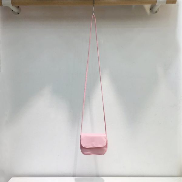 Korean Retro Mini Shoulder Crossbody Bag - Cute Small Square Design for Summer 2024, Fashionable Red Style