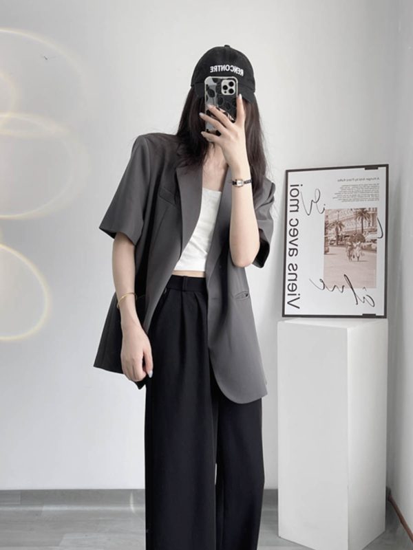 Korean-Style Casual Slimming Gray Oversized Short-Sleeve Blazer for Women - Spring/Summer 2025 Fashion Essential