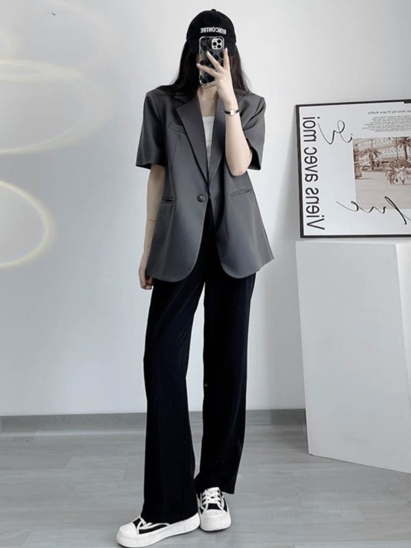 Korean-Style Casual Slimming Gray Oversized Short-Sleeve Blazer for Women - Spring/Summer 2025 Fashion Essential