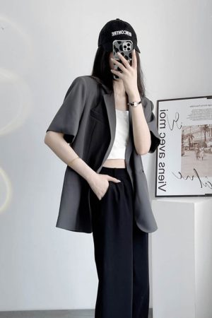 Korean-Style Casual Slimming Gray Oversized Short-Sleeve Blazer for Women - Spring/Summer 2025 Fashion Essential