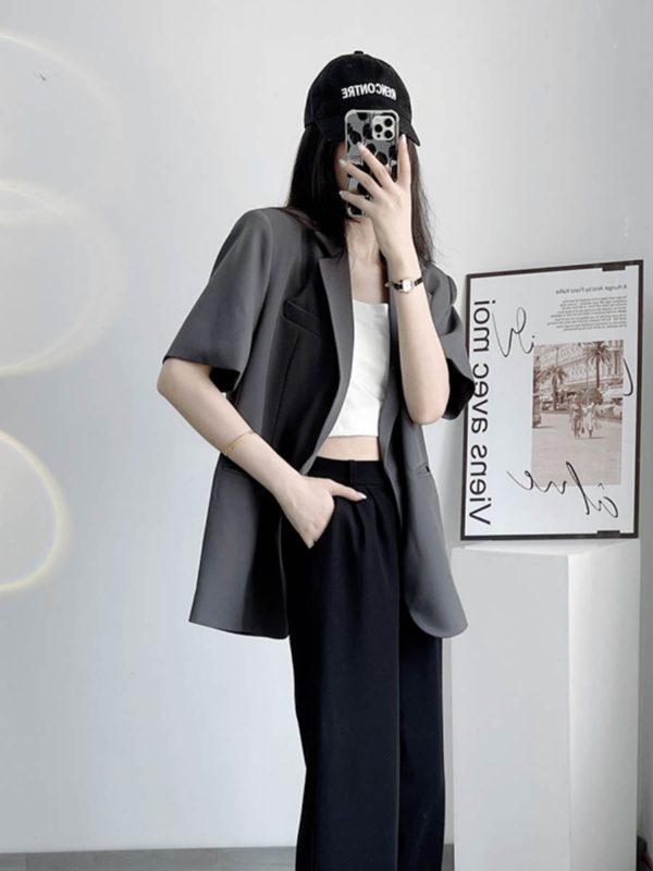 Korean-Style Casual Slimming Gray Oversized Short-Sleeve Blazer for Women - Spring/Summer 2025 Fashion Essential