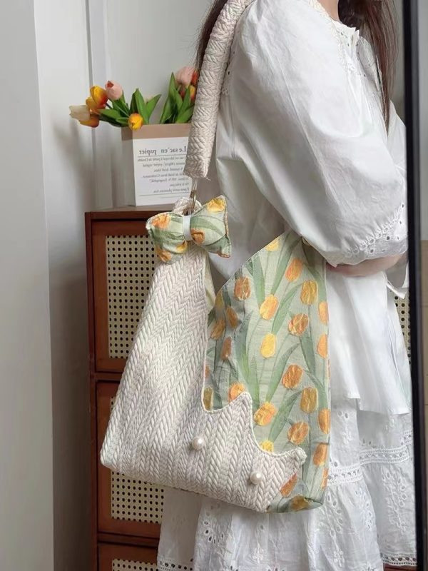 Korean-Style Cute Cat Tulip Crossbody Tote Bag, Large Capacity Shoulder Bag, Niche Design Underarm Bag