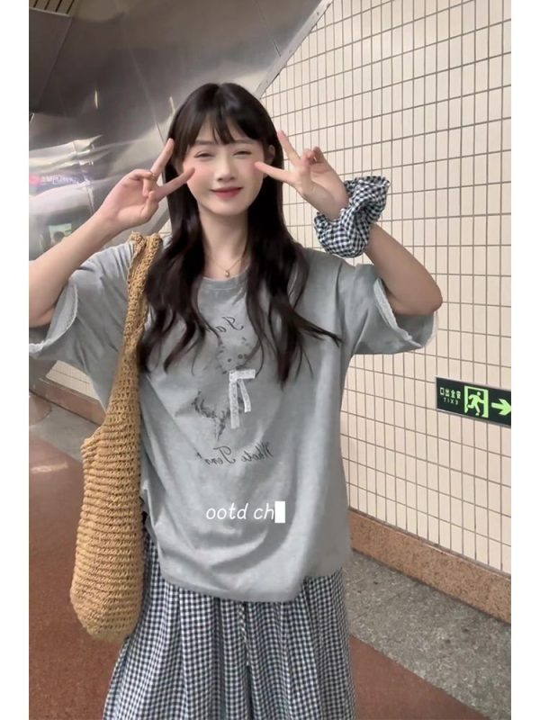 Korean-Style Gray Short Sleeve T-Shirt with Lace Spliced Unique Shoulders - Trendy Summer 2025 Women's Internet Celebrity Top