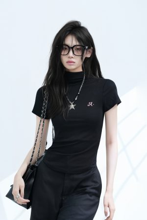 Korean-Style High-Neck Embroidered Short Sleeve T-Shirt for Women â€“ Trendy Fitted Top for Spicy Y2K Fashion Lovers