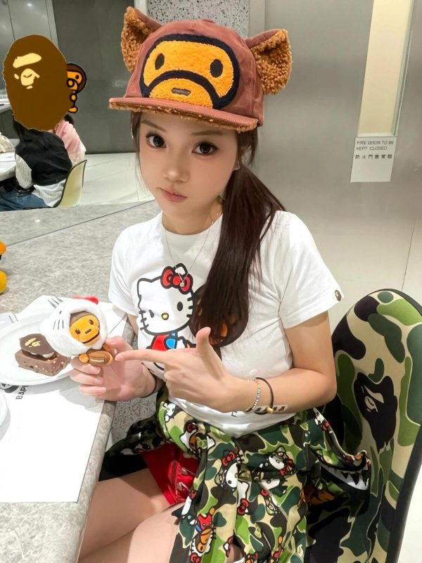 Korean Style Kitty Cat Printed Slim-Fit Round Neck Short Sleeve T-Shirt for Women - Age-Reducing Pure Cotton 25SS
