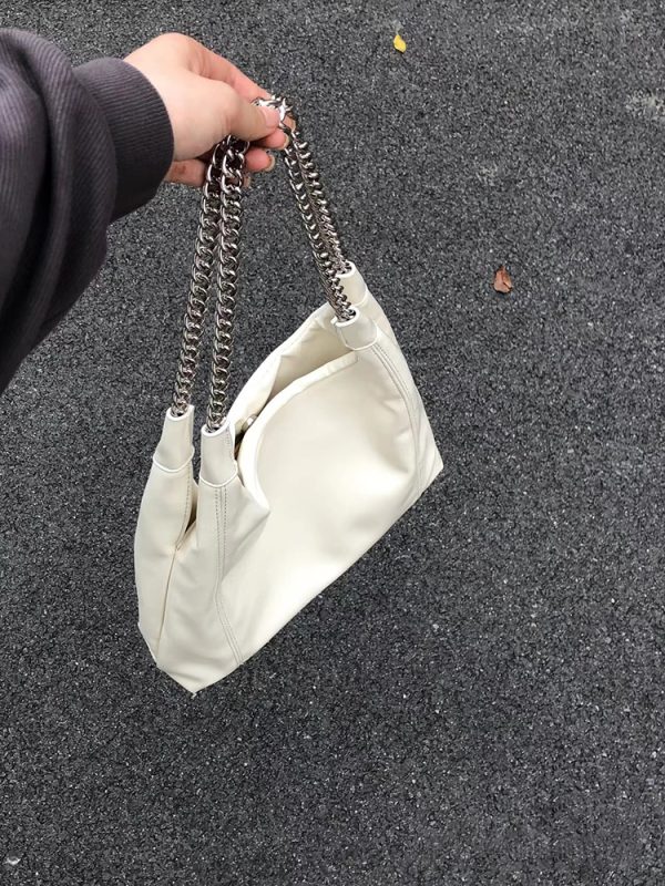 Korean Style Large Capacity Chain Tote Bag for Women - Trendy Underarm Shoulder Bag for Commuting and Daily Use 2023
