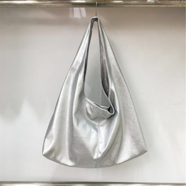 Korean Style Minimalist Large Capacity Tote Bag in High-Quality Silver Oil Wax Leather â€“ Stylish Handheld Shoulder Bag for Everyday Use