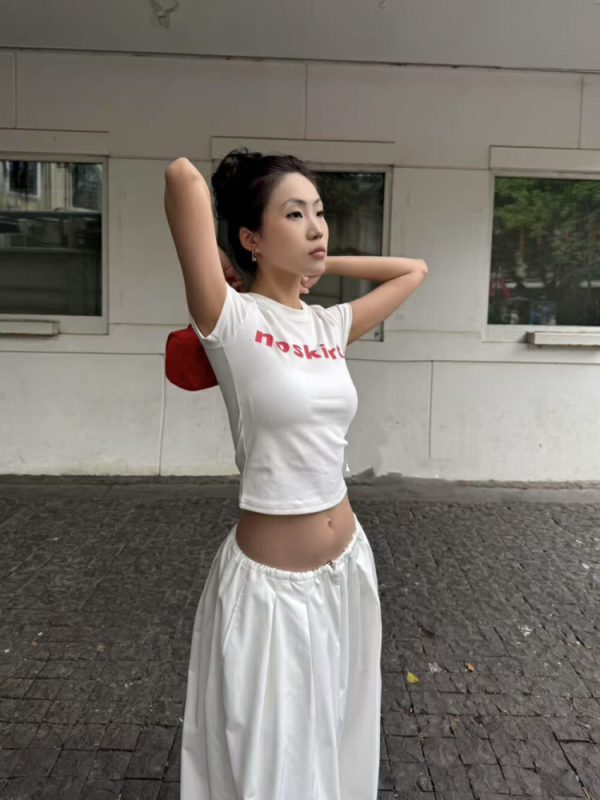 Korean Style Minimalist Letter Print Fitted Short-Sleeve High-Stretch Cotton T-Shirt for Women