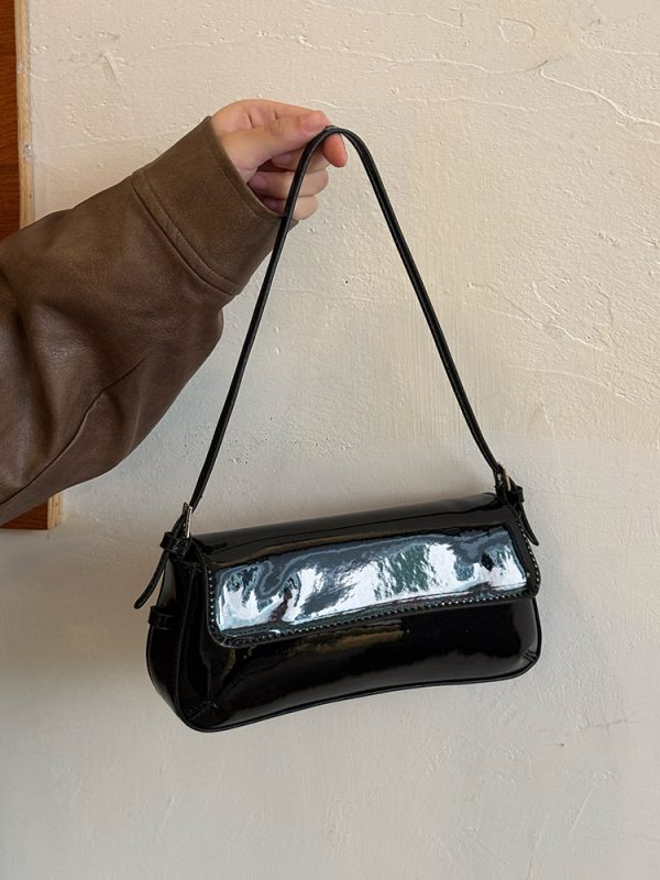 Korean Style Patent Leather Baguette Bag 2025 - Simple Underarm Shoulder Handbag for Commuting, Chic High-End Fashion Accessory