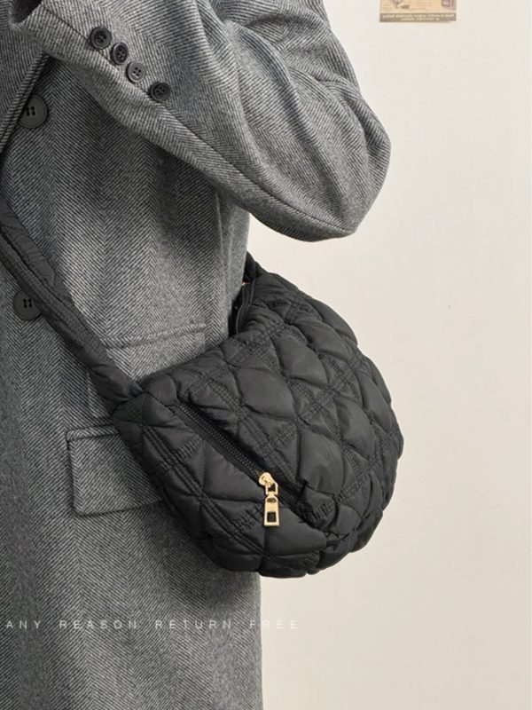 Korean-Style Pleated Dumpling Bag for Women, Large Capacity Lightweight Cloud Underarm Crossbody Bag