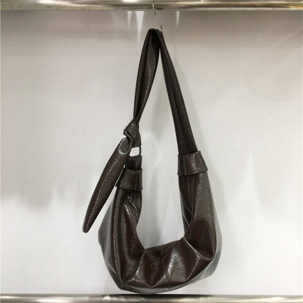 Korean-Style Retro Soft Leather Dumpling Bag - Large Capacity, Wrinkled Design, Casual Versatile Shoulder & Crossbody Bag