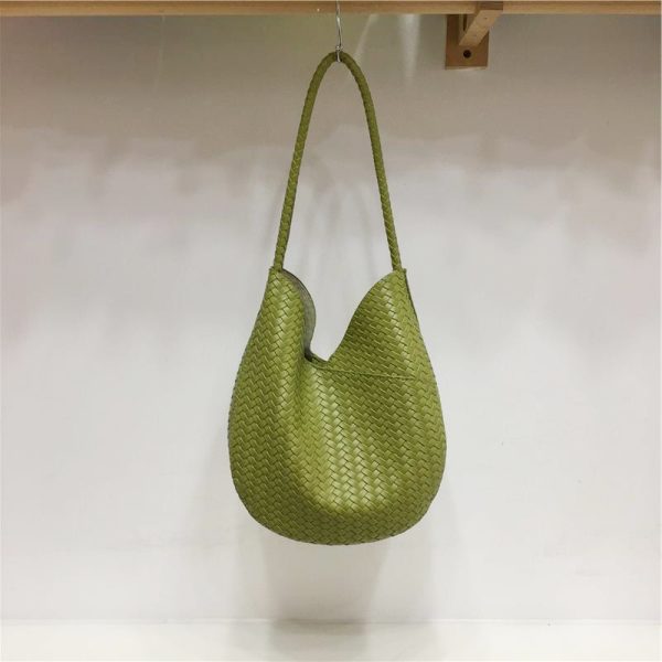 Korean Style Retro Woven Texture Handbag - Soft Leather Fashionable High-Quality Shoulder Tote Bag
