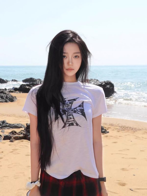 Korean Style Short Sleeve Slim-Fit Top with Crusader Print - Bamboo Cotton, Slightly Sheer, Trendy Y2K Aesthetic for Stylish Girls