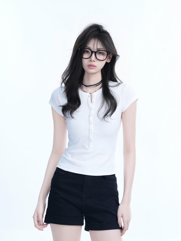 Korean Style Slim Fit Short Sleeve T-Shirt for Women with Half-Open Collar, Casual Mountain-Themed Base Shirt, Trendy Ins Fashion