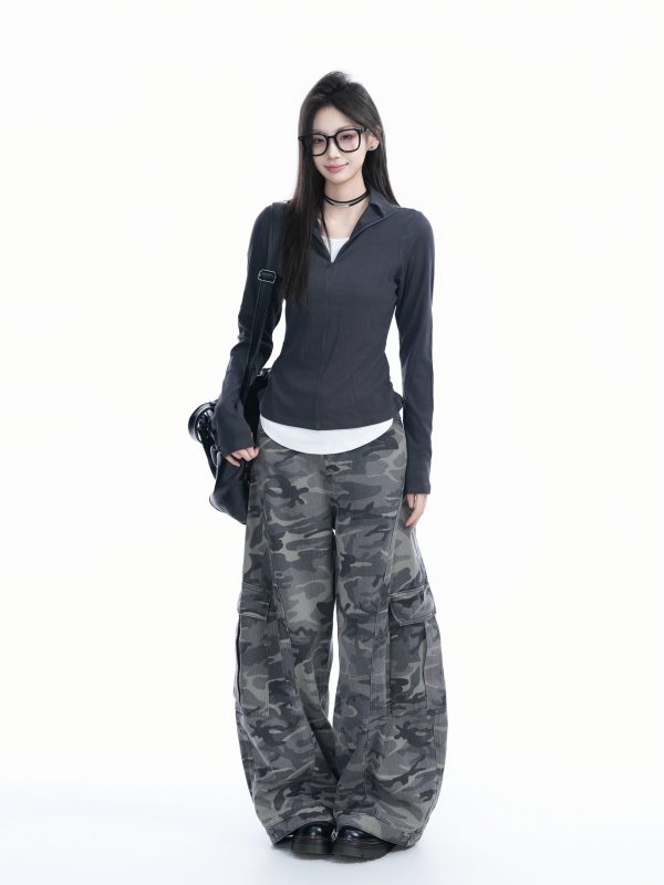 Korean Style Zipper Knitted Long Sleeve T-Shirt - Slim Fit Fake Two-Piece Design with Flattering Base for Spring Fashion