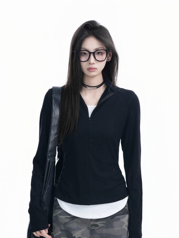 Korean Style Zipper Knitted Long Sleeve T-Shirt - Slim Fit Fake Two-Piece Design with Flattering Base for Spring Fashion