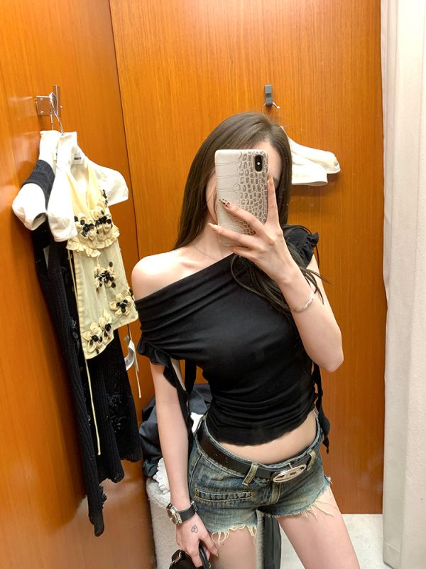 Lace Holiday Tune One-Shoulder Ruffle Edge Short Sleeve T-Shirt for Women - Flowing White Summer Top, Y2K Inspired Fashion