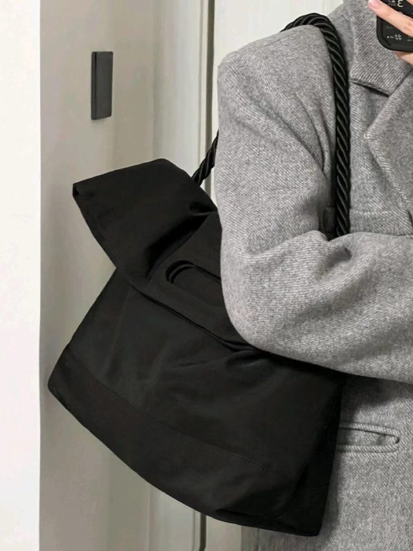 Large-Capacity Canvas Commuter Tote Bag for College Students, Women's Crossbody Shoulder Bag, Perfect for Classes and Daily Use