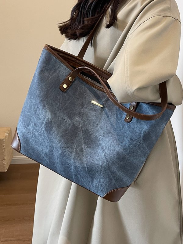 Large-Capacity Casual Tote Bag for Women - Versatile Spring 2025 Commuting & Travel Shoulder Bag