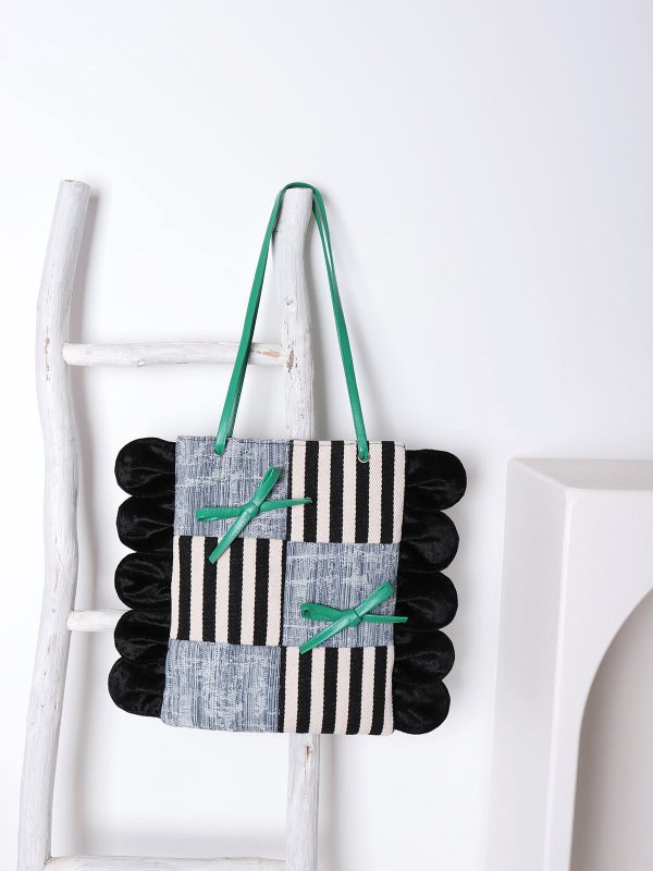 Large Capacity Color-Block Floral Shoulder Bag with Bow - 2024 Autumn/Winter Trendy Tote for Chic Style