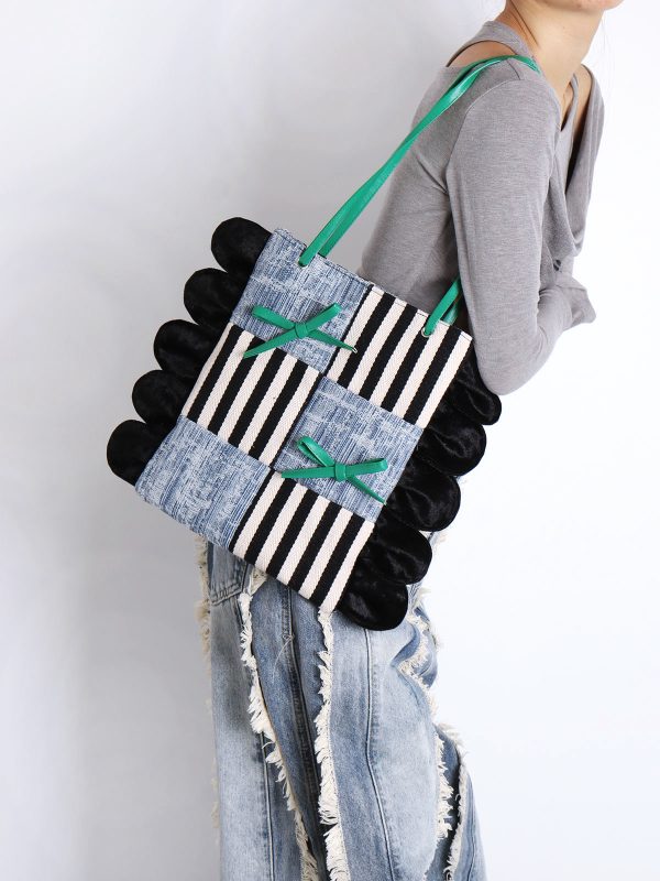 Large Capacity Color-Block Floral Shoulder Bag with Bow - 2024 Autumn/Winter Trendy Tote for Chic Style
