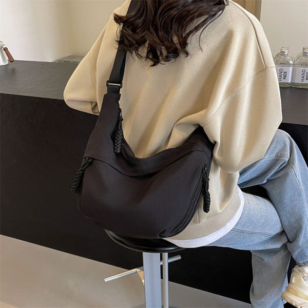 Large Capacity Commuter Tote Bag 2024 - Versatile Dumpling Crossbody Shoulder Bag for Women - Sporty Underarm Style