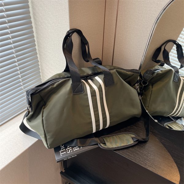 Large Capacity Oxford Cloth Business Travel Bag - High-End Sports Yoga Fitness Tote for Short Trips - Lightweight and Stylish