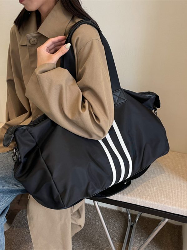 Large Capacity Oxford Cloth Business Travel Bag - High-End Sports Yoga Fitness Tote for Short Trips - Lightweight and Stylish
