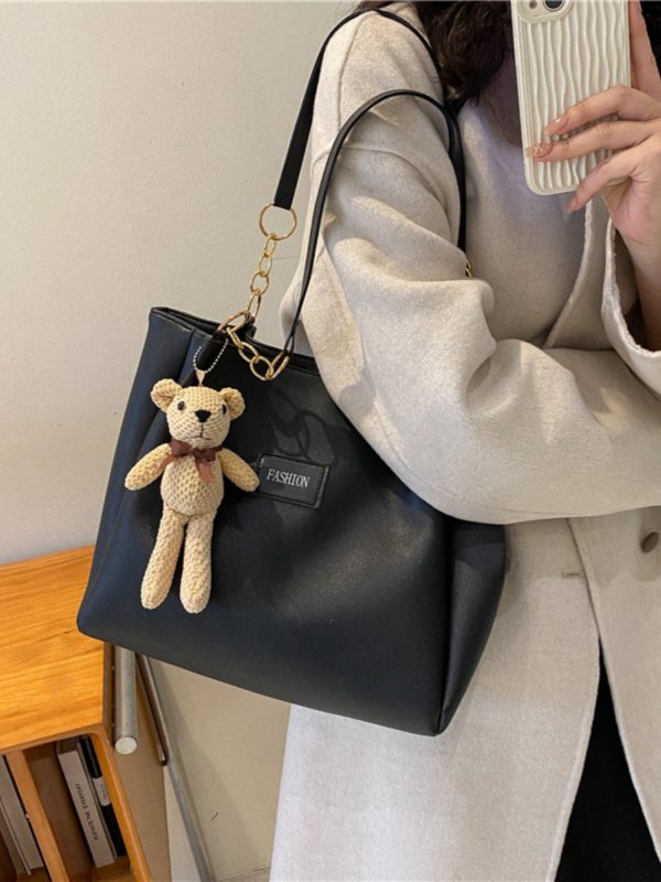 Large Capacity Summer Handbag for Women â€“ Versatile High-End Shoulder Tote Bag for Commuting and Everyday Style 2025