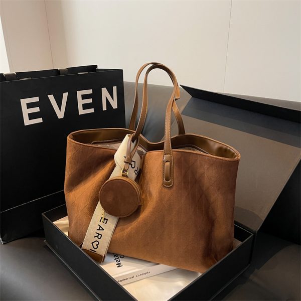Large Capacity Vintage Casual Tote Bag for Work and Commuting - Versatile Shoulder Bag 2025 Style